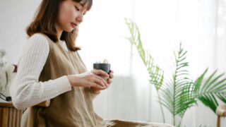 鈍感な世界に生きる敏感な人たちを要約｜HSPの特徴と生きづらさがラクになる考え方を解説